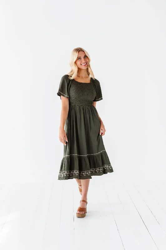 Tianna Embroidered Dress Beaded unclassified dresses